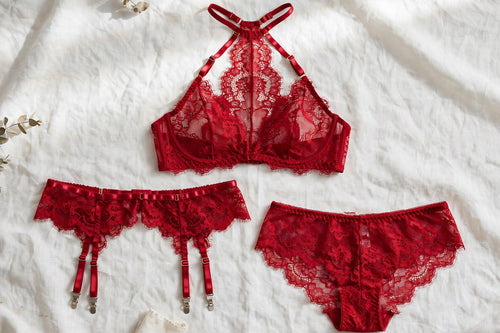 Evelyn 3-Piece Lace Garter Set - Plus Size (5XL)