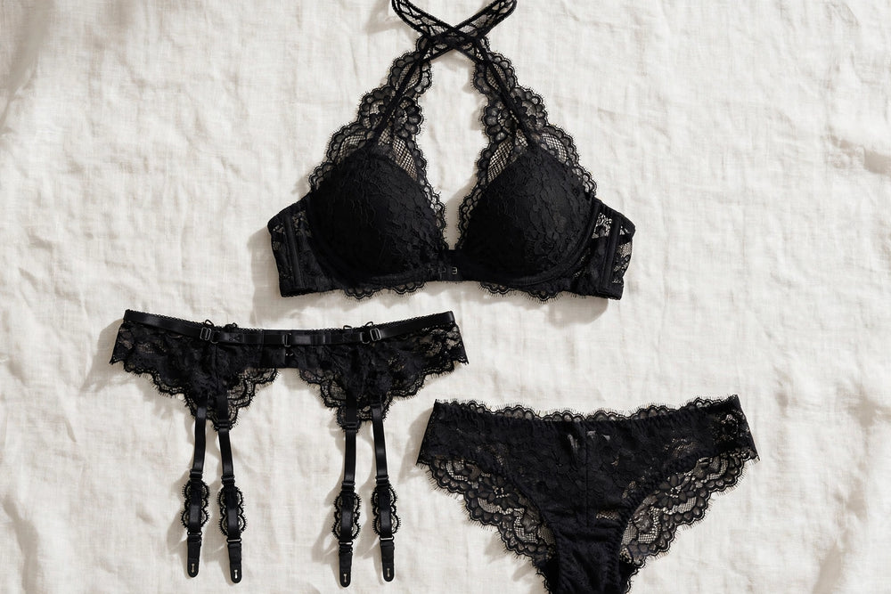 Evelyn 3-Piece Lace Garter Set - Plus Size (5XL)
